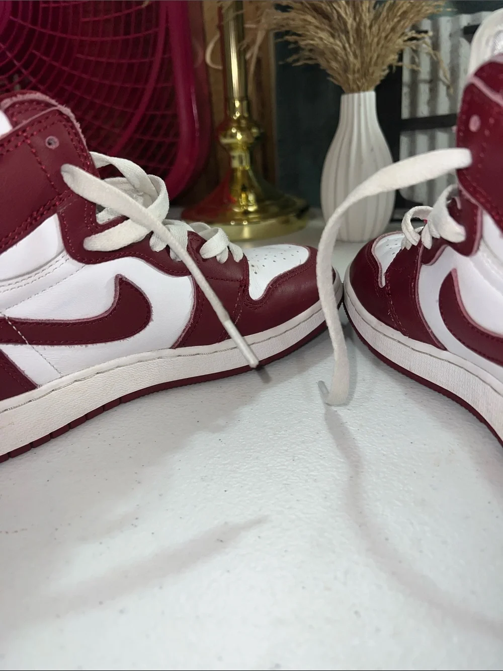 Air Jordan 1 Retro High OG 'Artisanal Red' sneakers
